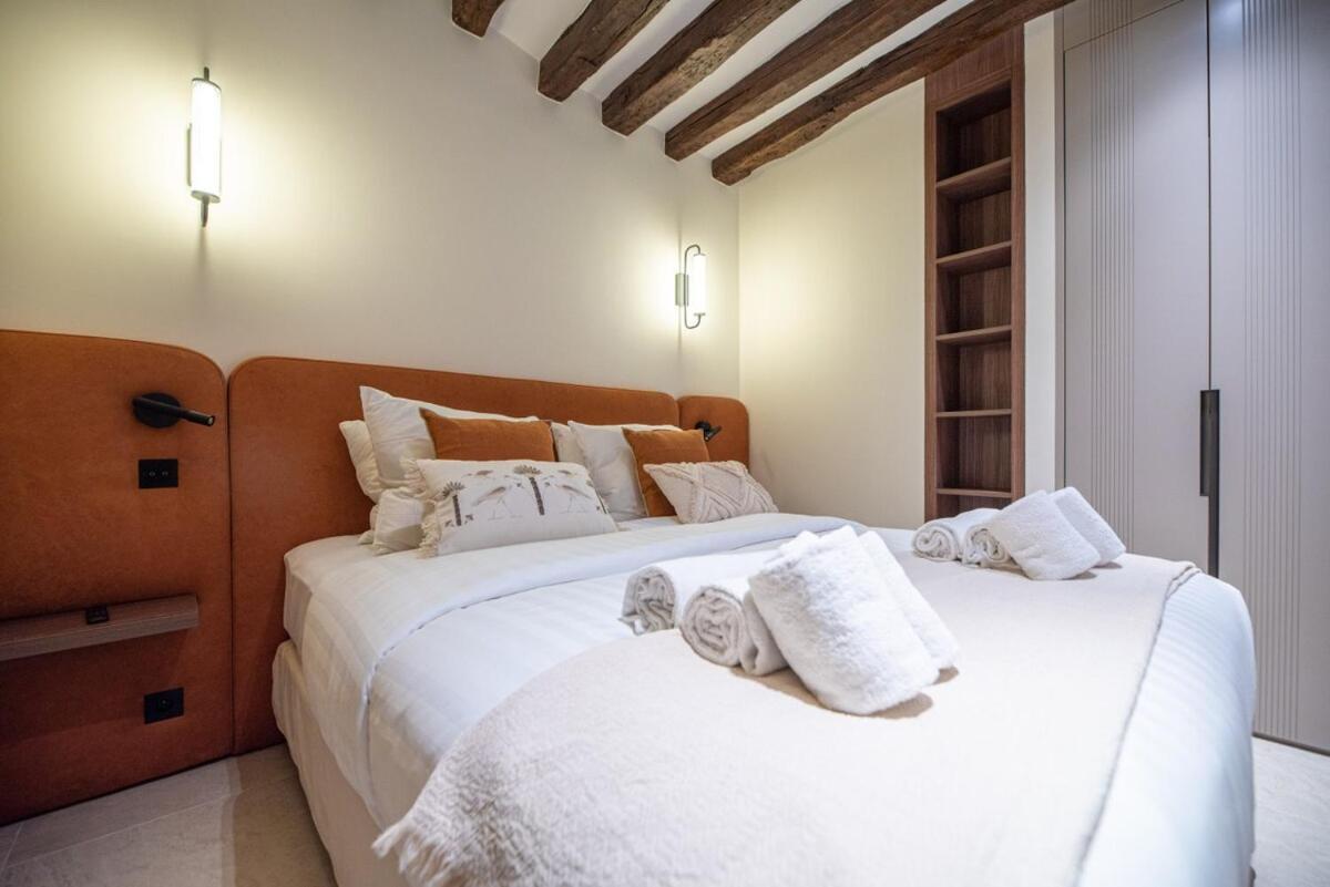 Appartement Luxury 2br - Place Des Vosges - Le Marais Paris
